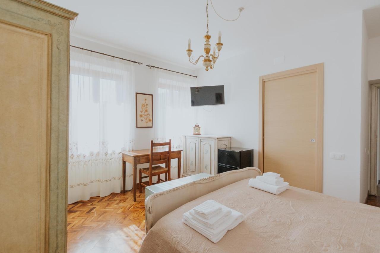 Bed and Breakfast La Tana Dei Tassi Ascoli Piceno Exterior foto